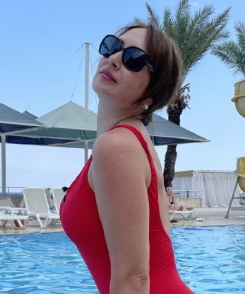 Анкета проститутки Маринка - город Аксай, 37 лет, №2345